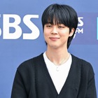 兵役中でも変わらぬ人気…BTS・JIMIN、ソロ曲『Who』MVが再生回数1億回突破！ 画像