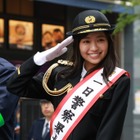 大原優乃、ピコ太郎、錦笑亭満堂が三田警察署一日署長に就任！特殊詐欺被害撲滅訴える 画像