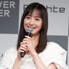佐々木希、美脚すらりの“野球美女”に！ 美しきユニフォーム姿が話題「最高です」「スタイル抜群」 画像