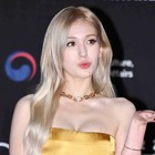 はみ出そう…インナー露出が物議を醸したチョン・ソミ、キワドすぎる“超ミニ”ワンピ姿を披露【PHOTO】 画像