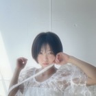 大原優乃、“純白シースルー衣装”でデビュー16周年を報告！「感謝の気持ちでいっぱい」 画像