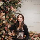 内田理央、レースあしらったボディスーツ姿を披露　上品さと大人の色気で魅了 画像