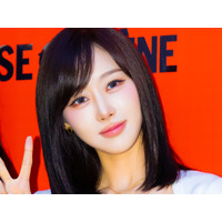 体の半分以上が脚…？aespa・ジゼル、ミニ丈パンツから伸びる美脚にファン衝撃「異次元」「長すぎ」 画像