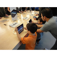 【フォトレポート】iPad、米国で販売スタート（店内編） 画像