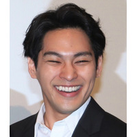 柳楽優弥、娘から“100億満点パパ”！理想の家族関係明かす 画像