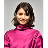 石田ゆり子、愛犬・雪の死を報告「うつくしい夕暮れの時間に旅立っていきました」 画像