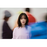 鈴木愛理、芸歴25周年記念の365日日めくりカレンダー12月発売「日々のお守りになりますように…制作頑張ります！」 画像