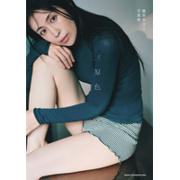 雛形あきこ写真集タイトルは『三原色』に決定！「これからもいろんな色になっていく雛形自身への期待」を込めた一冊に 画像