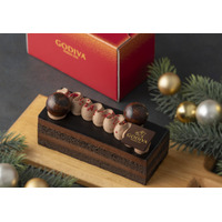 ゴディバ、4層仕立てのクリスマスケーキを発売！価格5400円 画像