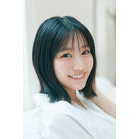 増田三莉音のグラビア公開　乃木坂46「6期生グラビア Nogizaka Colors」第9弾 画像