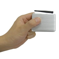 iPad/iPhone/iPod touchに特化した手のひらサイズの無線LANルータ 画像