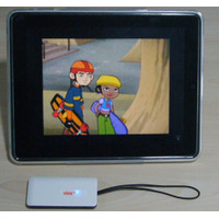 iPhone/iPod touch/iPadにワンセグ放送をワイヤレス転送できるチューナー、実売12,800円 画像