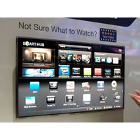 【CES 2011】サムスン、ネット接続・アプリ利用が可能な高機能TV「SMART TV」を展示 画像