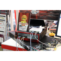 【Interop Tokyo 2011（Vol.24）】6,000種類の攻撃トラフィックも再現できるプロトコルエミュレータ……IxLoad-Attack 画像