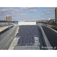 国内高速道路最大規模の太陽電池モジュール　NEXCO中日本 画像