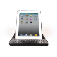 iPad 2がノートPCに？ 縦横表示/角度調整が可能なiPad 2用Bluetoothキーボード 画像