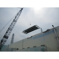 東京電力、3号機建屋の修繕工事の画像を公開 画像