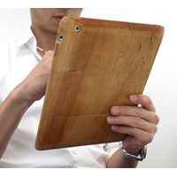 iPad 2用の木製ケース「ウッドケース for iPad2」が発売に 画像