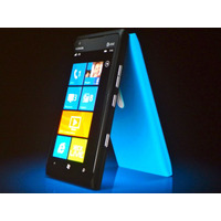 【ビデオニュース】ノキア、LTE対応Windows Phone「Lumia 900」を発表！ 画像