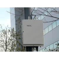 NEC、重量10kgのLTE小型無線基地局「MB4300シリーズ」発売 画像