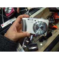 【CP＋ 2012(Vol.14)】地図情報と連携する「旅カメラ」……パナソニック、LUMIX「TZ30」 画像