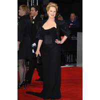 英国アカデミー賞、ドレスは黒が人気 画像