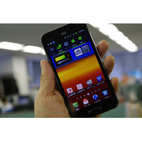 【MWC 2012 Vol.49】サムスン、今後の日本向けGALAXYにはおサイフ搭載も？  画像