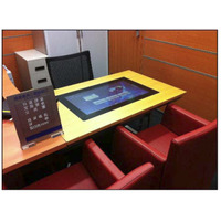 みずほ銀行、富士通と共同開発した「タッチパネル式テーブル型端末」を店舗に導入 画像
