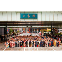 日本橋の橋上で初の着物ファッッションショー開催……「TOKYO KIMONO WEEK 2012」 画像