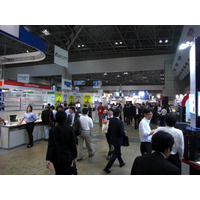 【フォトレポート】ITpro EXPO 2012……コンパニオンも 画像