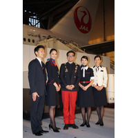 JAL新制服を初披露…2013年度上期より導入 画像