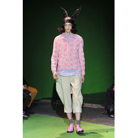 【2013-14秋冬メンズコレクション】コム デ ギャルソン・オム プリュスは好対照な色合いで織りなす男性像 画像