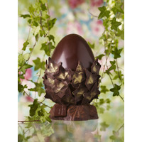 ピエール・エルメのイースターは、卵とウサギをかたどったショコラ 画像