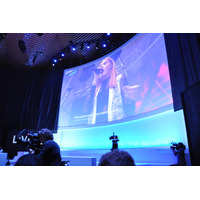 【IFA 2013】サムスン『Galaxy Gear』と『Galaxy Note III』を発表 画像