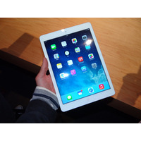 新しい「iPad Air」「iPad mini Retina」をハンズオン！……アップルが発表会を開催 画像