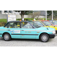 タクシー会社の枠を超えた日本初の共通配車サービス「スマホdeタッくん」開始 画像