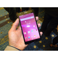 【au 2014年夏モデル】「Xperia Z2」のKDDIバージョン5型「Xperia ZL2 SOL25」……4K動画撮影に対応 画像