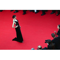 【カンヌ国際映画祭 第67回】長澤まさみが開会式典に出席……妖艶な黒いドレス 画像