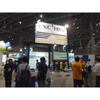 【Interop 2014 Vol.41】FXC、壁埋め込み型の小型無線アクセスポイントを展示 画像