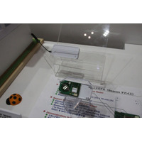 【CEATEC 2014 Vol.38】ビーコン＋フェリカチップで変わるオムニチャネルビジネス 画像