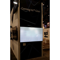 【CES 2015】数ミリの薄さの液晶テレビを製造可能にするガラス「Iris Glass」 画像