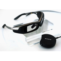 ソニー、透過式メガネ型端末「SmartEyeglass」を開発者向けに3月10日発売 画像