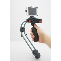 【レビュー】iPhoneでプロ並の動画を撮影する！「Steadicam Smoothee」を試してみた！ 画像