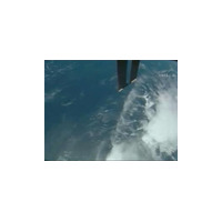 NASA TV、エンデバーから見た地球のようすをライブ中継 画像