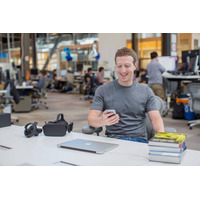 VRはコミュニケーションの形を変える!?……FBのザッカーバーグ氏 画像