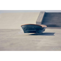 レクサス、空中に浮くスケートボードのレプリカ特別展示 画像
