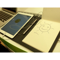 【IFA 2015】手書きメモをスマホやタブレットに電子化！ ワコム「Bamboo Spark」を展示 画像