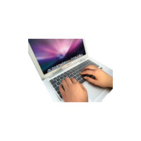 Windowsキーが表示できるMacBook用キーボードカバー 画像