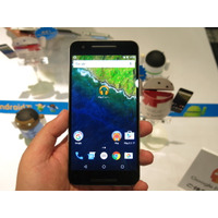 ソフトバンク、Android 6.0搭載「Nexus 6P」を11月6日に発売 画像