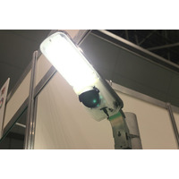 防犯灯に防犯カメラ機能を追加したLED街灯「エルミテル」 画像